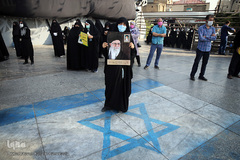 تجمع اعتراضی مردم تهران در محکومیت اهانت به پیامبر گرامی اسلام(ص) در میدان امام حسین(ع) 