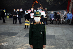 تجمع اعتراضی مردم تهران در محکومیت اهانت به پیامبر گرامی اسلام(ص) در میدان امام حسین(ع) 