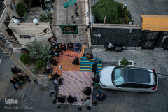 کرونا و محدودیت‌های آن هیئت‌ها و مراسم‌ عزا را به خیابان کشاند، اما تعطیل نکرد
