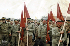 ۸سال حماسه/ اعزام نیروهای داوطلب به جبهه ها