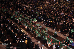 مراسم بزرگ‌ترین سفره نذری حضرت رقیه(س) در میدان آیینی امام حسین(ع)
