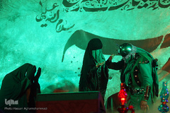 مراسم بزرگ‌ترین سفره نذری حضرت رقیه(س) در میدان آیینی امام حسین(ع)