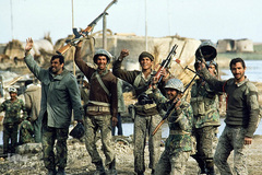 گل‌خاک شهیدان؛ رزمندگان نوجوان جبهه های حق علیه باطل