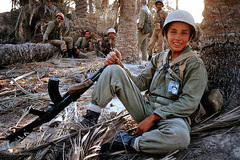 گل‌خاک شهیدان؛ رزمندگان نوجوان جبهه های حق علیه باطل