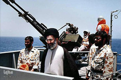 گل خاک شهیدان، حضور رهبر انقلاب در جبهه ها