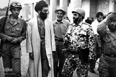 گل خاک شهیدان، حضور رهبر انقلاب در جبهه ها