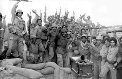 گل‌خاک شهیدان؛ ۸سال حماسه