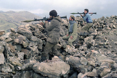 گل‌خاک شهیدان؛ ۸سال حماسه