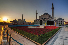 آرامگاه حضرت مولانا در شهر قونیه کشور ترکیه