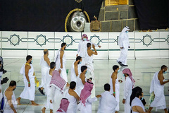 آغاز مراسم متفاوت حج عمره با حضور ۶۰۰۰هزار تن از اتباع سعودی پس از شیوع ویروس کرونا