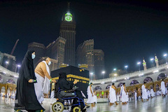 آغاز مراسم متفاوت حج عمره با حضور ۶۰۰۰هزار تن از اتباع سعودی پس از شیوع ویروس کرونا