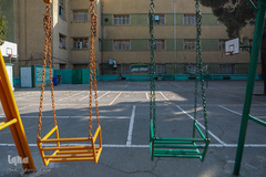 حیاط مدرسه هنرستان