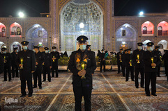 آیین شمع‌گردانی شب شهادت امام رضا (ع) در حرم مطهر رضوی