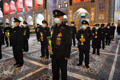 آیین شمع‌گردانی شب شهادت امام رضا (ع) در حرم مطهر رضوی