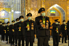 آیین شمع‌گردانی شب شهادت امام رضا (ع) در حرم مطهر رضوی