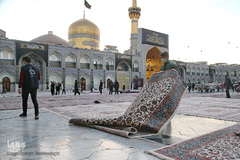 آیین شمع‌گردانی شب شهادت امام رضا (ع) در حرم مطهر رضوی