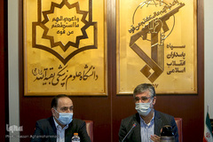 حسن ابوالقاسمی، فرمانده دانشگاه علوم پزشکی بقیه‌الله(عج) و مصطفی قانعی،رییس قطب شیمیایی دانشگاه علوم پزشکی بقیه‌الله(عج) در جلسه کارگروه مخاطرات سلامت، پیش نشست همایش بین‌المللی «مطالبات حقوقی بین‌المللی دفاع مقدس»