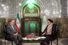 مراسم افتتاحیه طرح کرسی های تلاوت و تفسیر قرآن کریم در امامز‌اده صالح(ع) شمیرانات