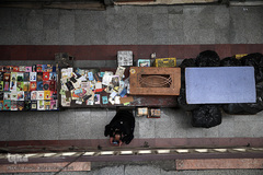 دستفروشان کتاب در بازار کتاب ایران