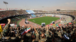 گردهمایی بسیجیان در ورزشگاه آزادی تهران