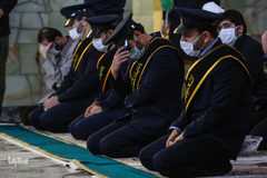 طواف دانشمند شهید فخری‌زاده بر گرد ضریح کریمه اهل بیت(ع)