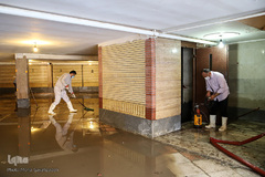 امدادرسانی نیروهای بسیج و سپاه به مردم سیل زده اهواز