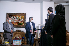 سه شنبه هاي كرامت‎