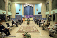 همزمان با سالروز ولادت با سعادت حضرت محمد مصطفی(ص) نشست قرآنی «رسول رحمت» با حضور جمعی از اساتید، پیشکسوتان و قاریان برجسته بین المللی در سالن الزهرا(س) سازمان فرهنگ و ارتباطات اسلامی برگزار شد.