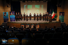 تجلیل از پرستاران نمونه و خانواده شهدای مدافع سلامت