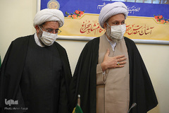 اهدای انگشتر حاج قاسم سلیمانی به حرم‎ شاهچراغ(ع)