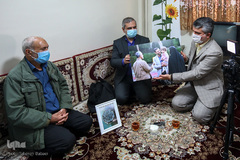 دیدار جامعه قرآنی با خانواده شهیدان طارمی