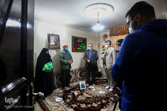 دیدار جامعه قرآنی با خانواده شهیدان طارمی