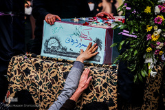 تشییع و تدفین شهید گمنام در قم