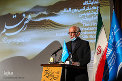 غلامحسین امیرخانی، رئیس شورای عالی انجمن خوشنویسان ایران در همایش بین‌المللی خوشنویسی راه ابریشم