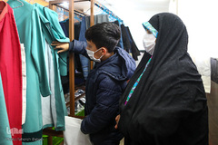 شادی کودکانه با هم نمک