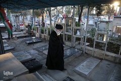 حضور رهبر انقلاب اسلامی در مرقد امام خمینی(ره) و گلزار شهدا