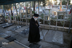 حضور رهبر انقلاب اسلامی در مرقد امام خمینی(ره) و گلزار شهدا