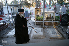 حضور رهبر انقلاب اسلامی در مرقد امام خمینی(ره) و گلزار شهدا