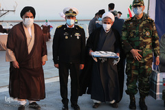 دومین محفل کاروان قرآنی انقلاب بر روی عرشه ناو بندر جمهوری اسلامی