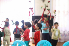 مادری برای 2400 + 1 دختر