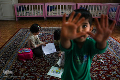 مادری برای 2400 + 1 دختر