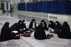 تجدید میثاق جامعه دانشگاهی با آرمانهای معمار کبیر انقلاب اسلامی در حرم مطهر امام خمینی(ره)