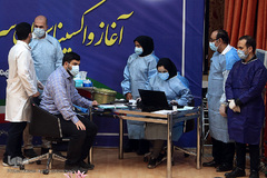 آغاز واکسیناسیون سراسری علیه کرونا در ایران