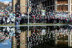 متفاوت ترین راهپیمایی ۲۲ بهمن قرن-
میدان فردوسی