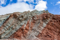 کوه های رنگی ماهنشان