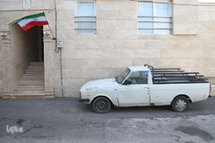 سبز و سفید و قرمز، پایدار و استوار