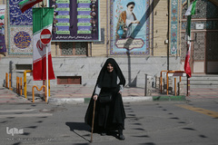 سبز و سفید و قرمز، پایدار و استوار