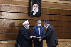 آیی تجلیل از خادمان قرآن کریم با حضور رییس جمهور