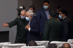 حضور محمدجواد ظریف، وزیر امور خارجه در همایش بین‌المللی «مطالبات حقوقی و بین‌المللی دفاع مقدس» 