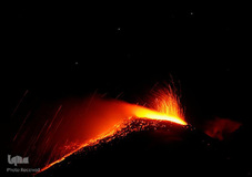 فوران آتشفشان «اتنا» در جزیره سیسیل ایتالیا